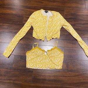 Yellow paisley matching set top